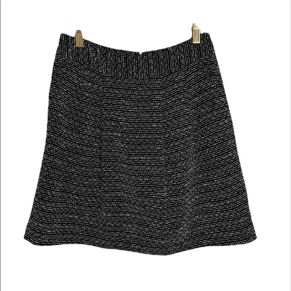 𝅺Halogen black and ivory tweed zipper back pockets mini skirt size 4 - Picture 2 of 12